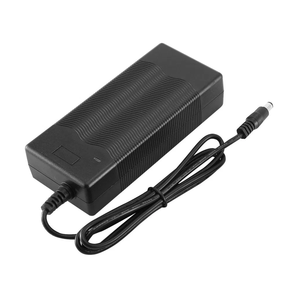 Adaptateur de charge 42V 2A pour trottinette électrique destiné au dropshipping_voghion.com